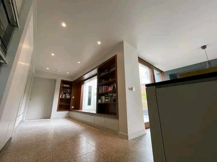 Hire a Painter: Gaint Maintenance